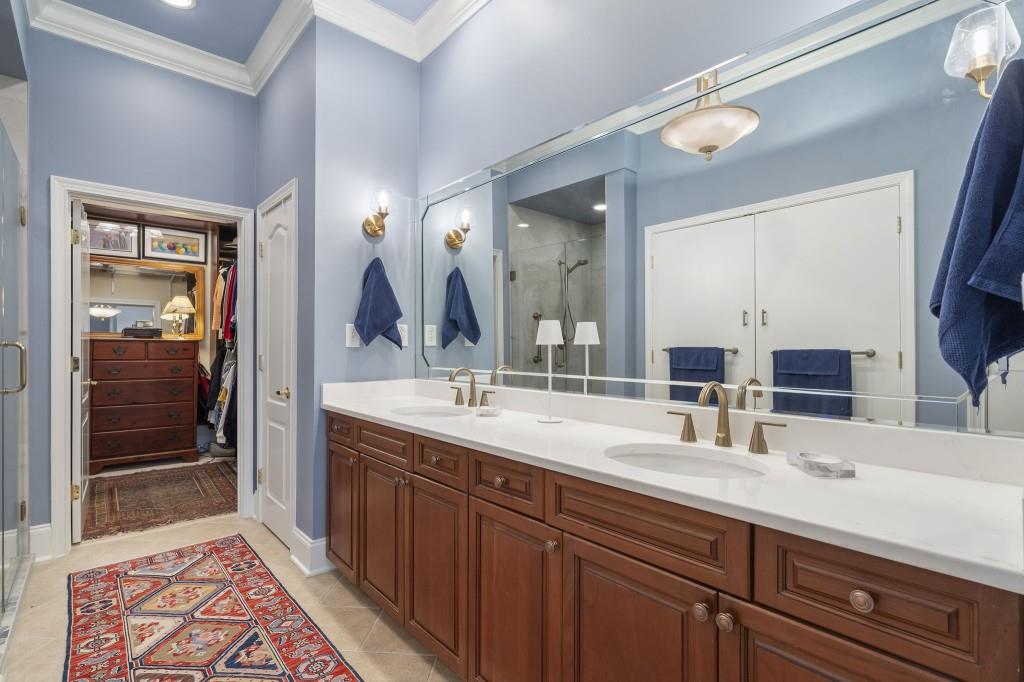 417 Clairemont Avenue Unit 115