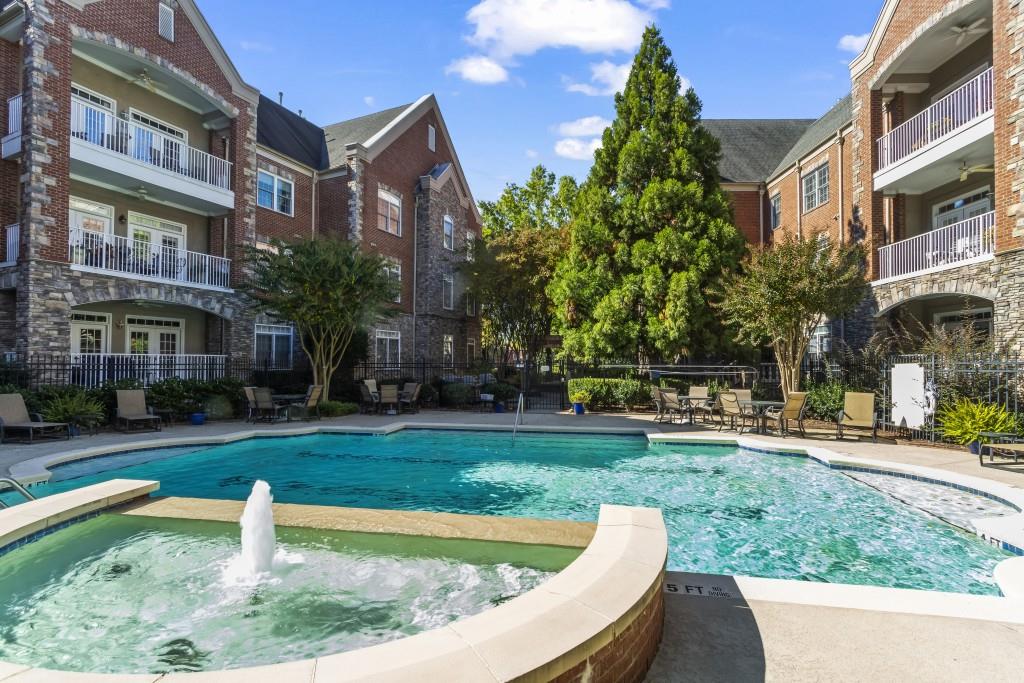 417 Clairemont Avenue Unit 115