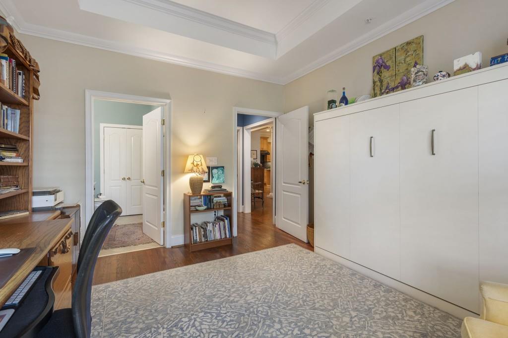 417 Clairemont Avenue Unit 115