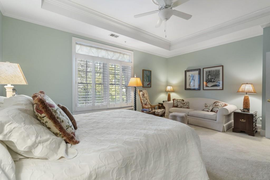 417 Clairemont Avenue Unit 115