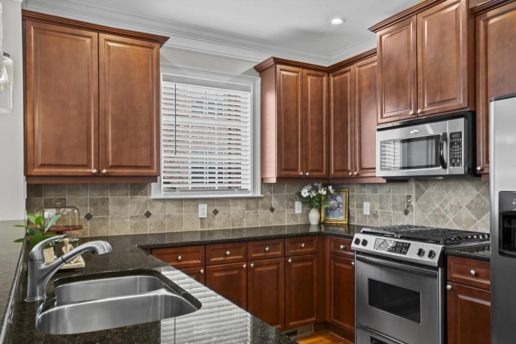 3724 Ashford Creek Lane