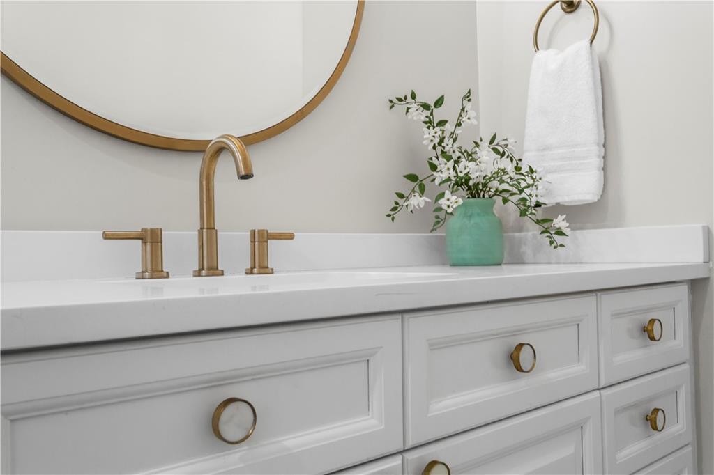 3724 Ashford Creek Lane