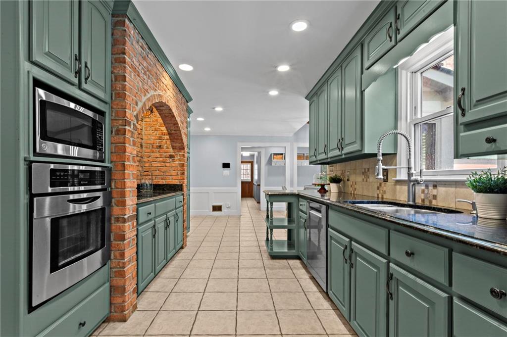 4350 Fallowfield Lane SW