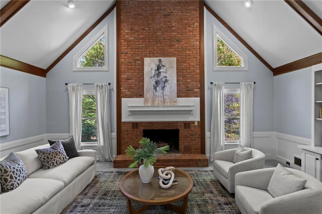 4350 Fallowfield Lane SW