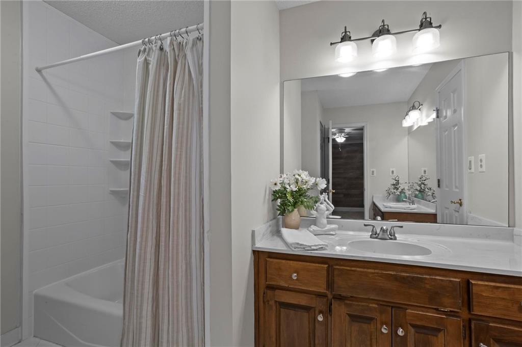 4350 Fallowfield Lane SW