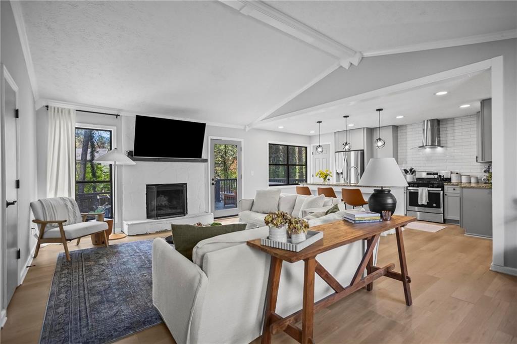 3065 Sumit Wood Drive NW