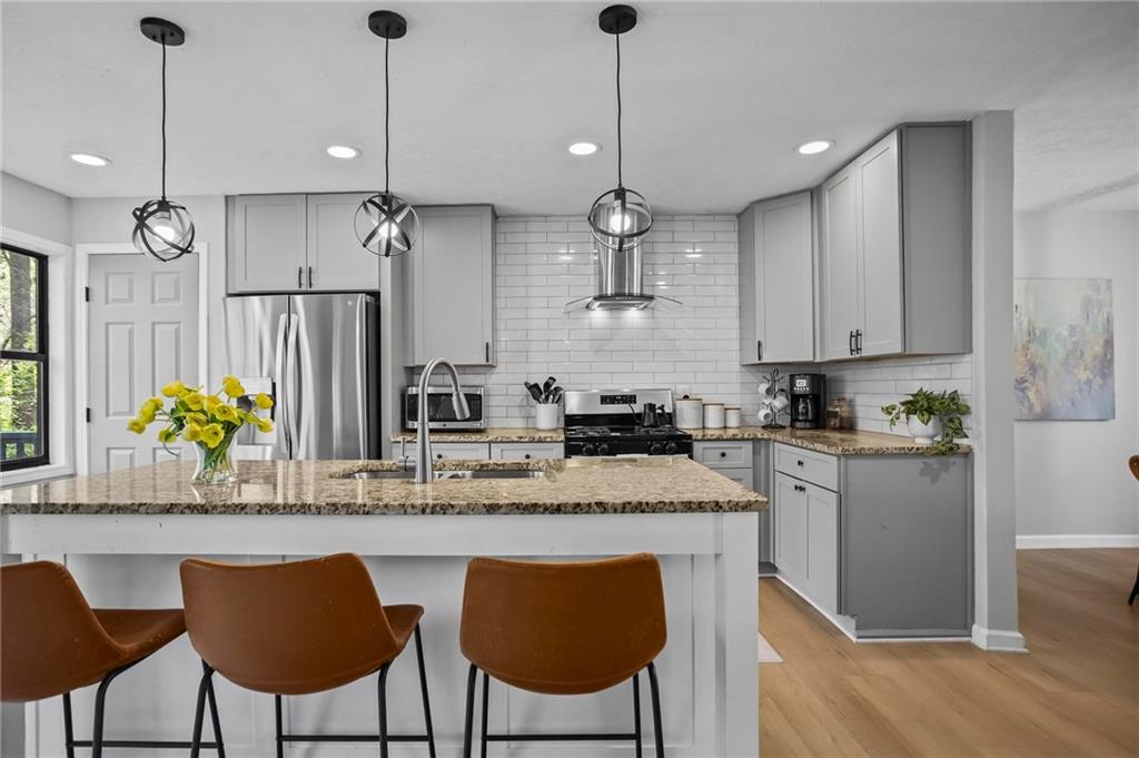 3065 Sumit Wood Drive NW