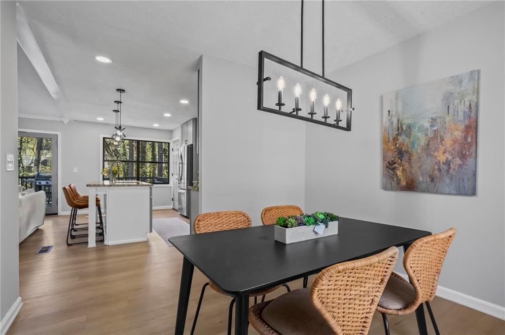 3065 Sumit Wood Drive NW