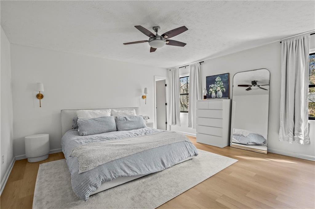 3065 Sumit Wood Drive NW