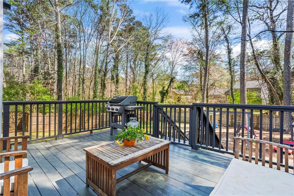 3065 Sumit Wood Drive NW