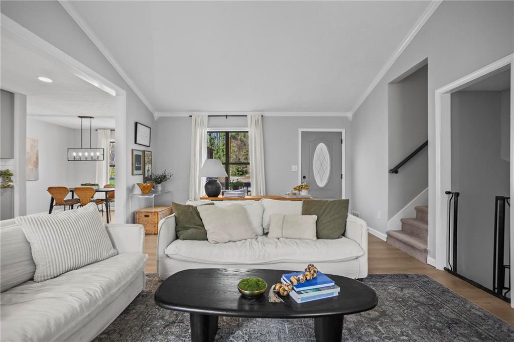 3065 Sumit Wood Drive NW