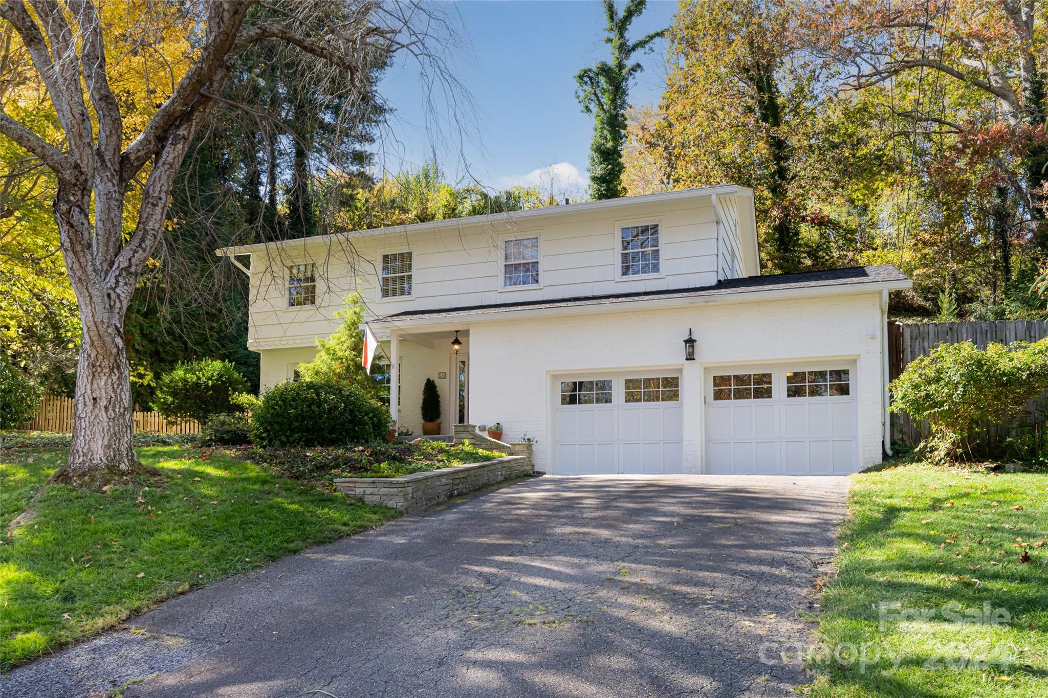 24 Wisteria Drive