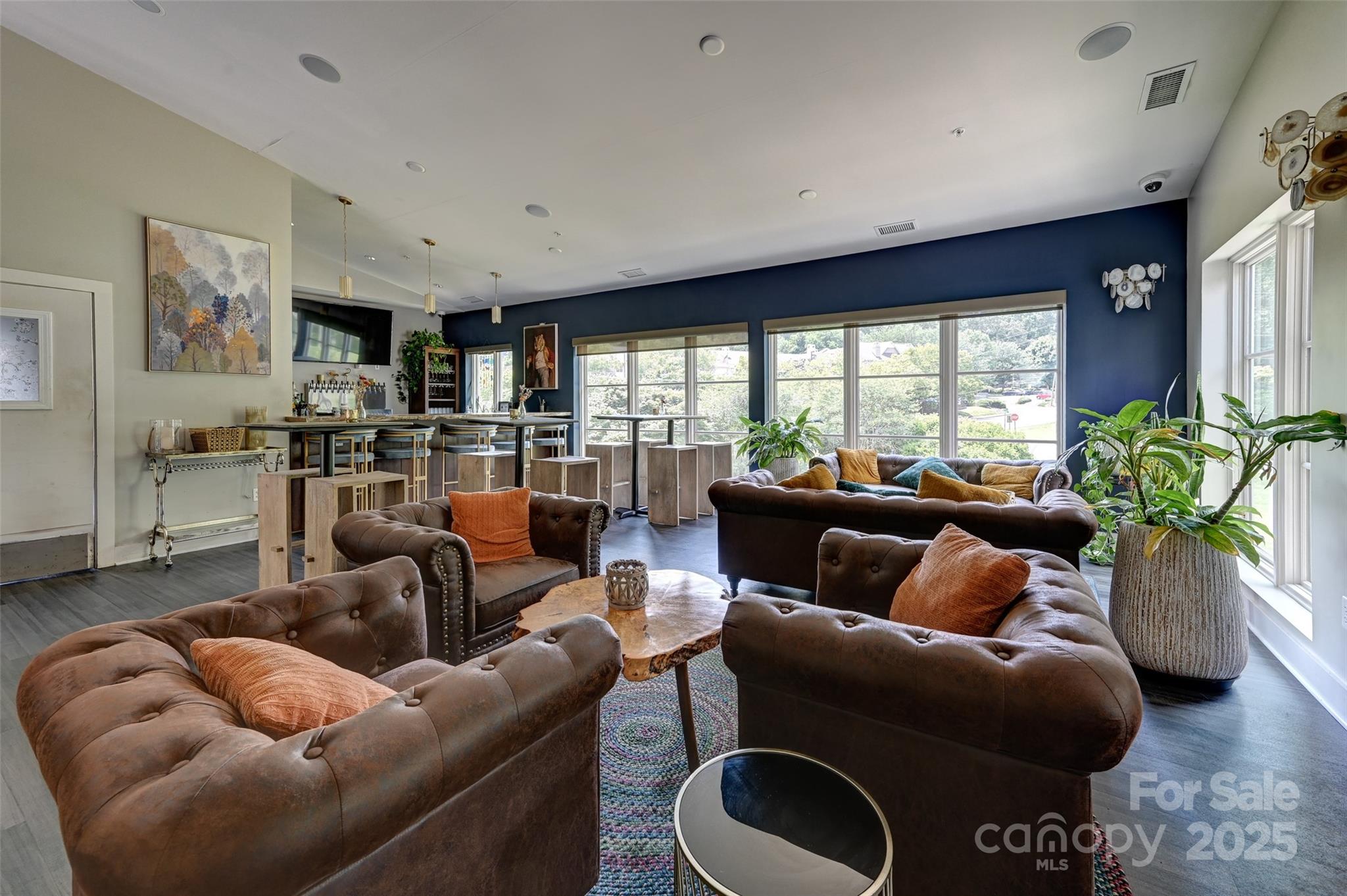 202 Bowling Park Road Unit: 202