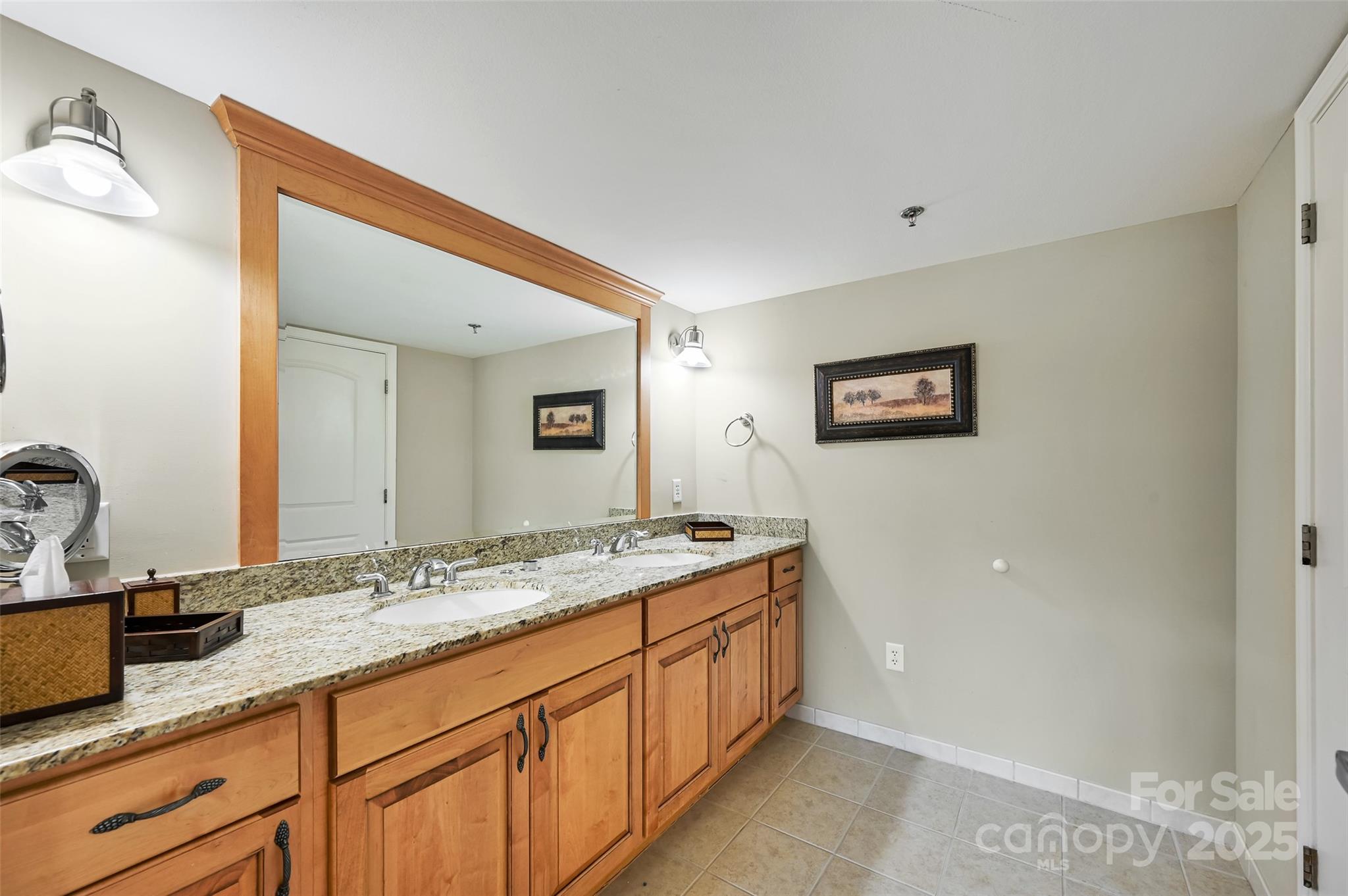 202 Bowling Park Road Unit: 202