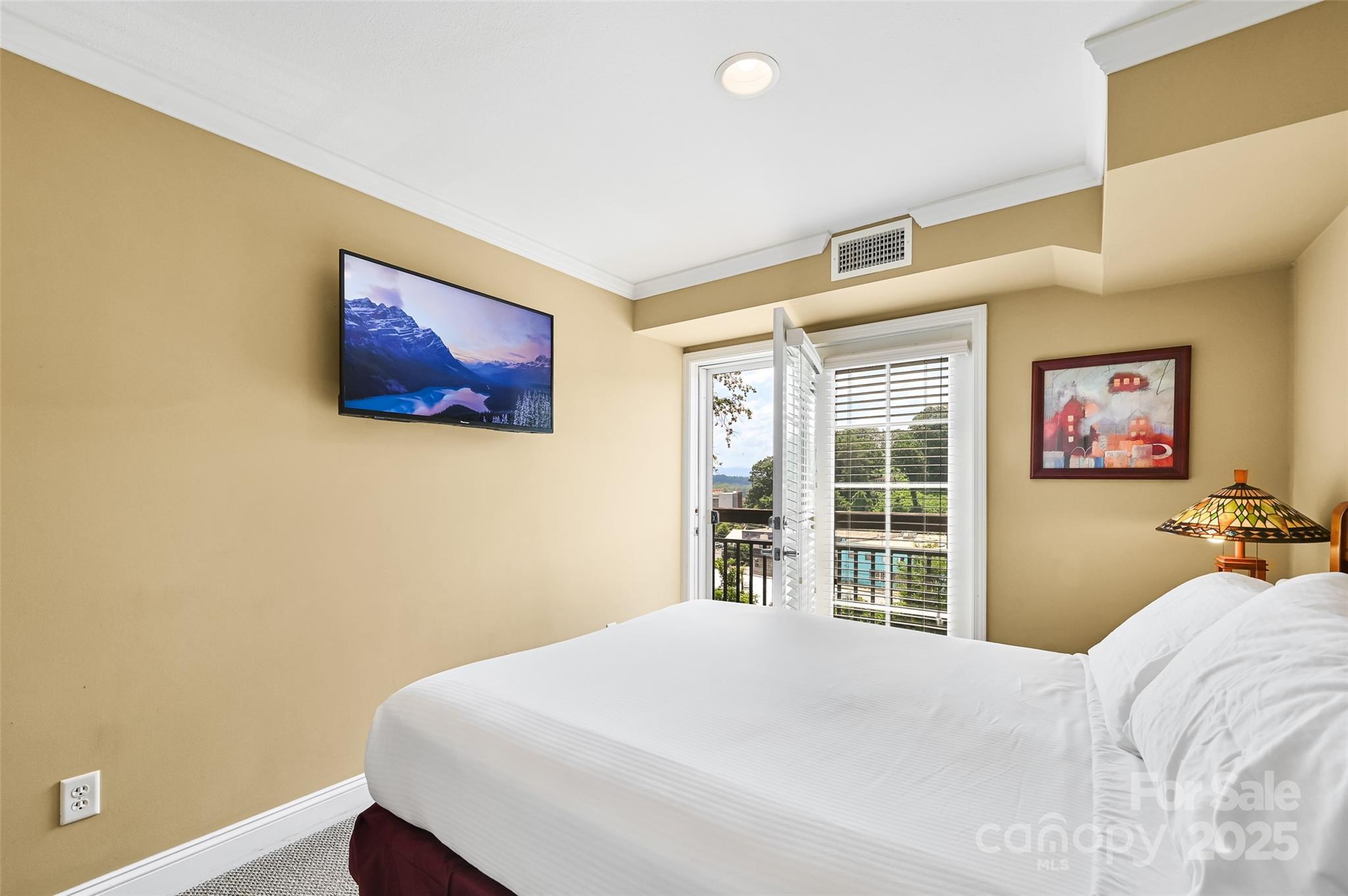 202 Bowling Park Road Unit: 202