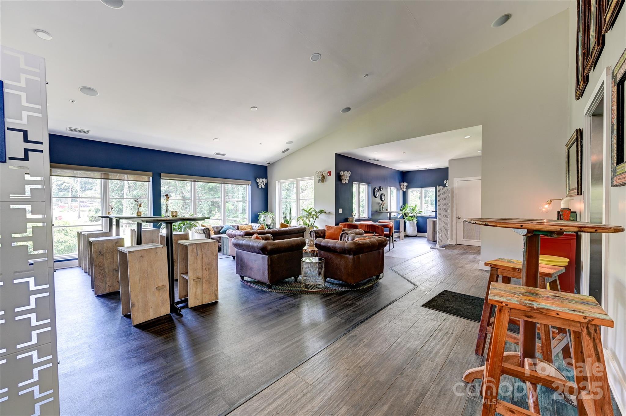 202 Bowling Park Road Unit: 202