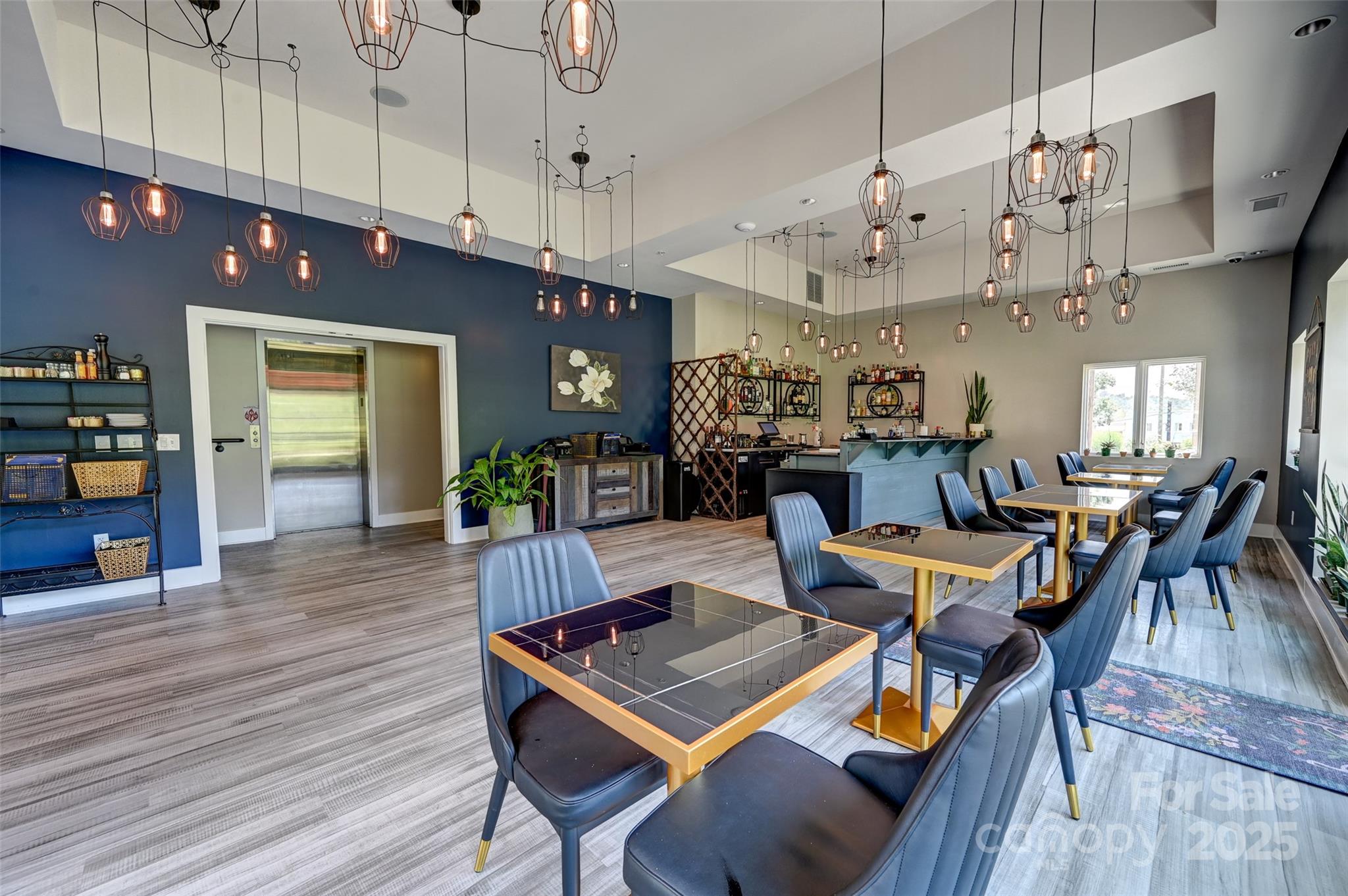 202 Bowling Park Road Unit: 202