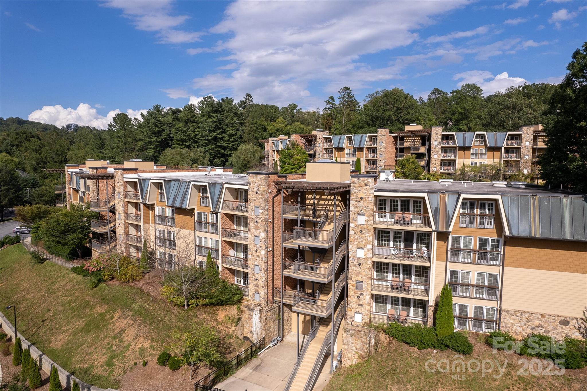 202 Bowling Park Road Unit: 202