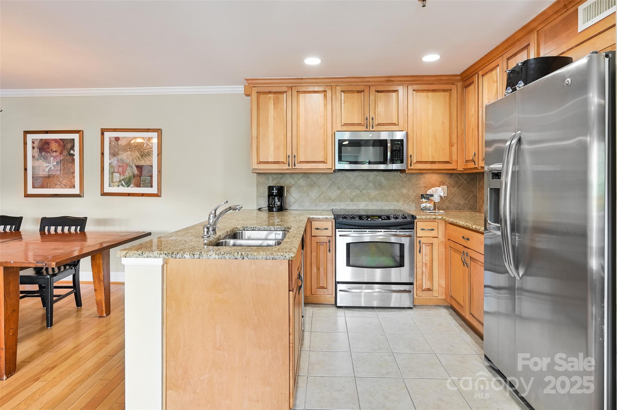 202 Bowling Park Road Unit: 202