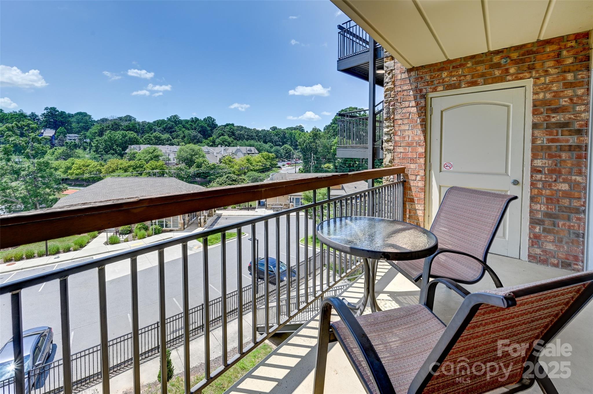 202 Bowling Park Road Unit: 202