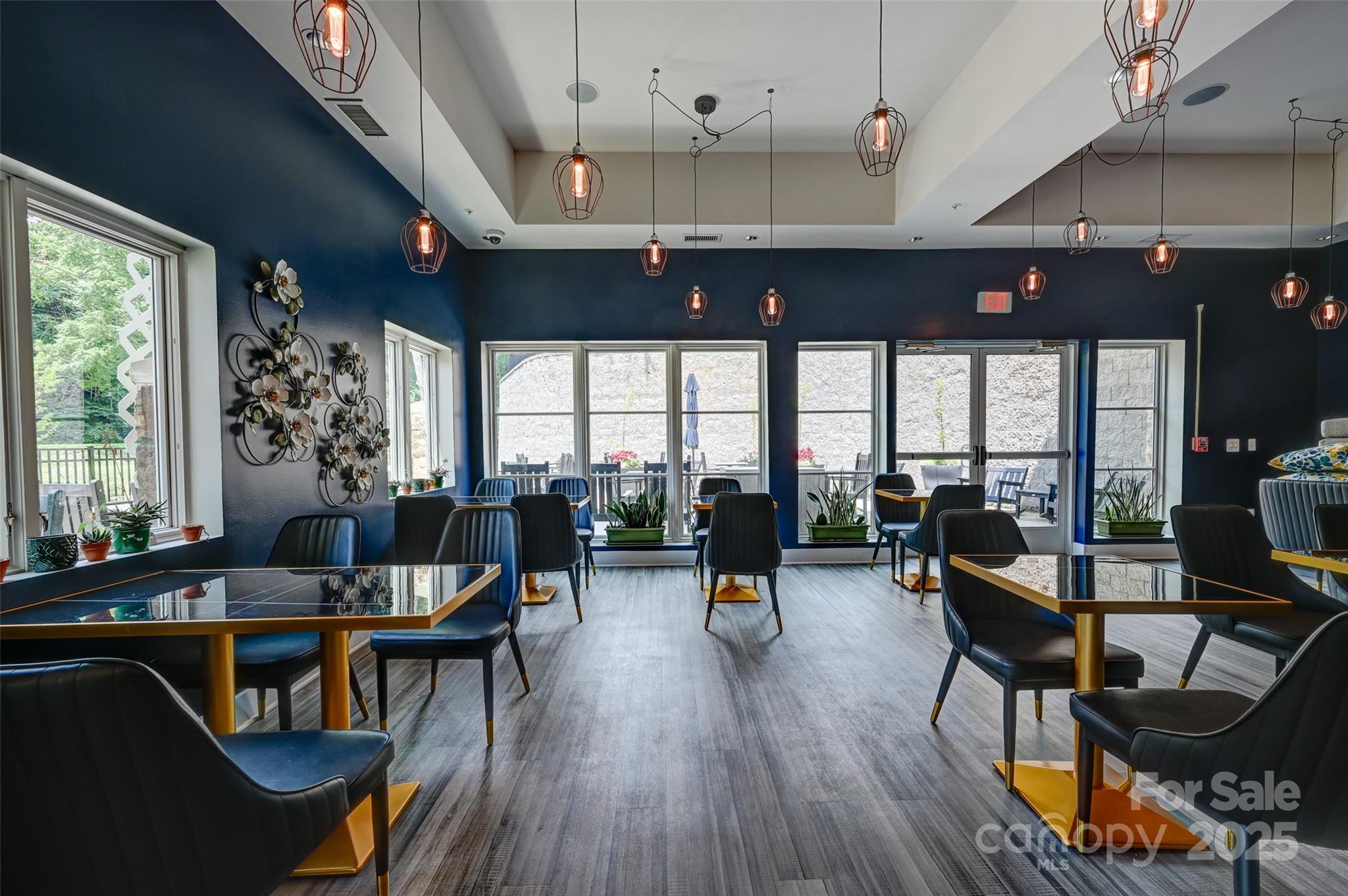 202 Bowling Park Road Unit: 202