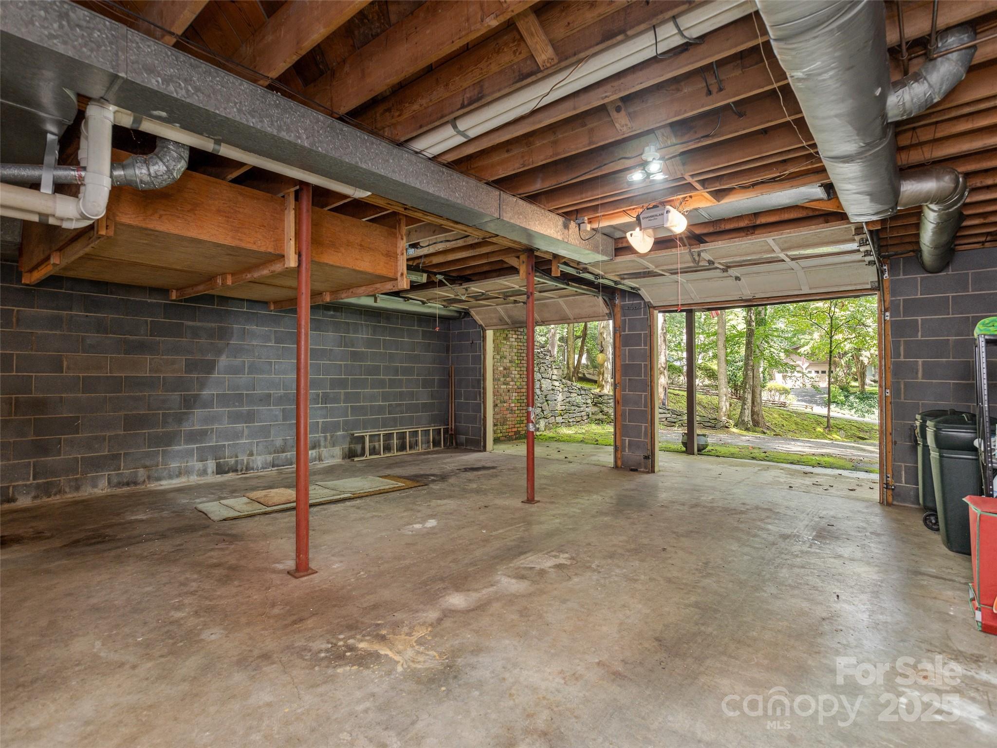 25 Iroquois Drive
