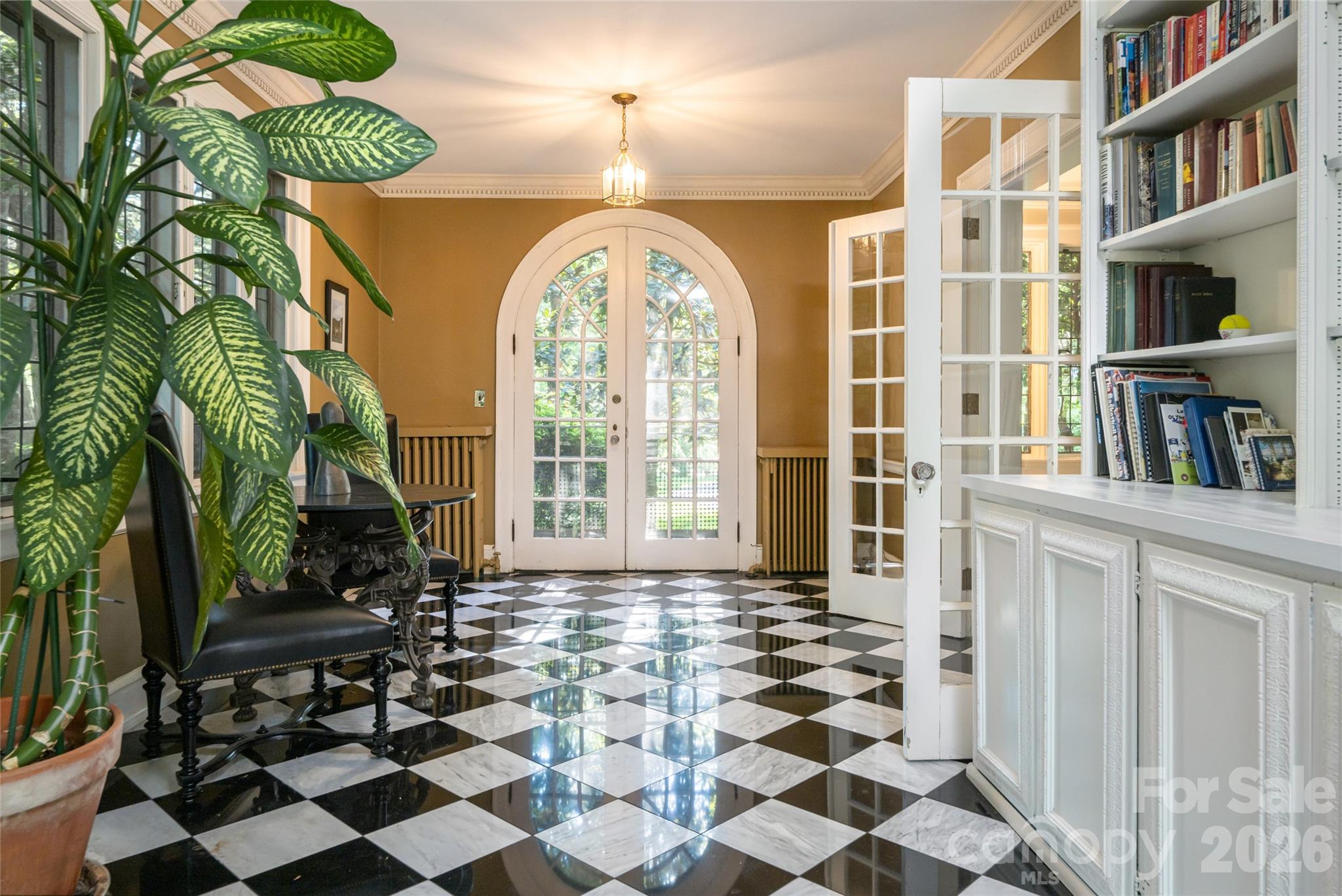 334 Vanderbilt Road