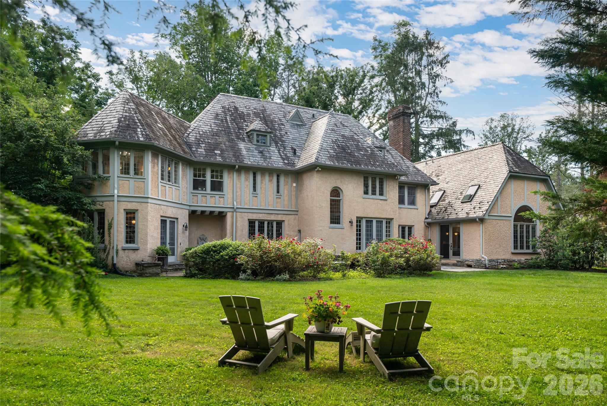 334 Vanderbilt Road