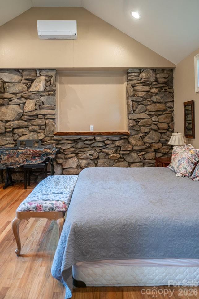25 Mineral Springs Road