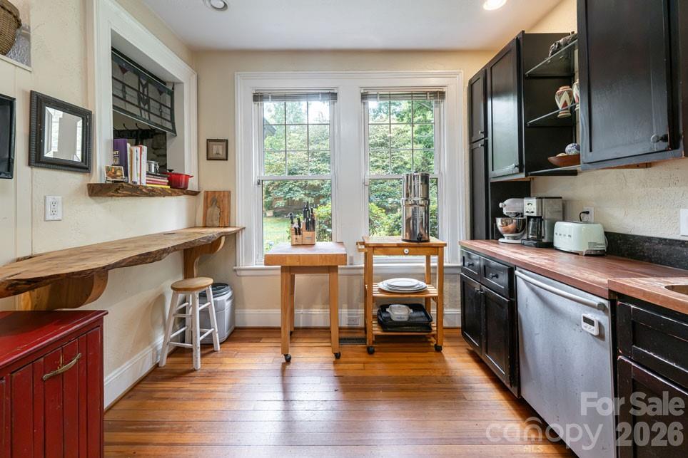 25 Mineral Springs Road