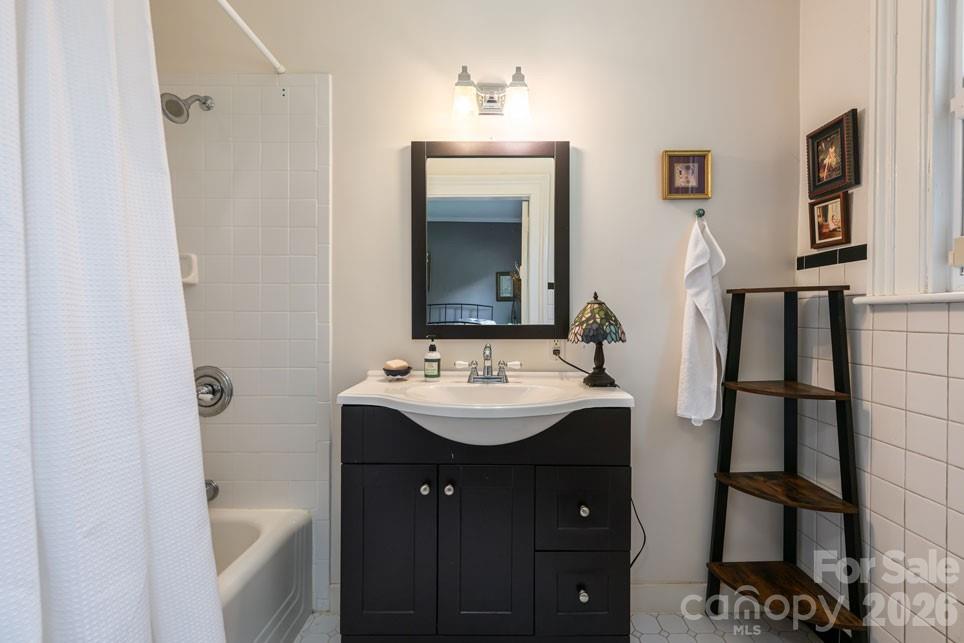 25 Mineral Springs Road