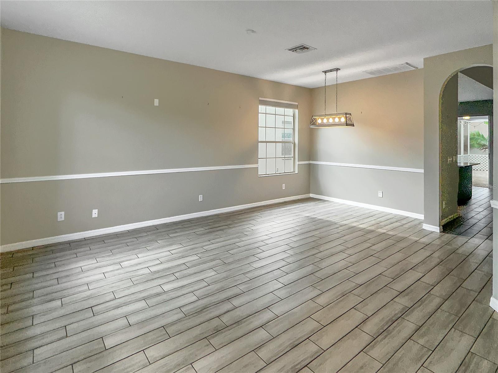 11438 VILLAGE BROOK DR
