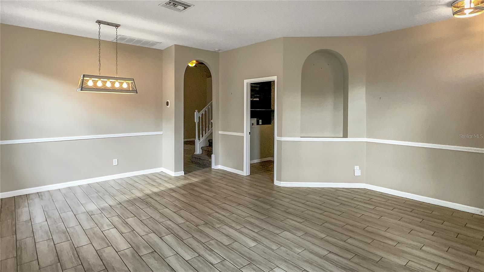 11438 VILLAGE BROOK DR