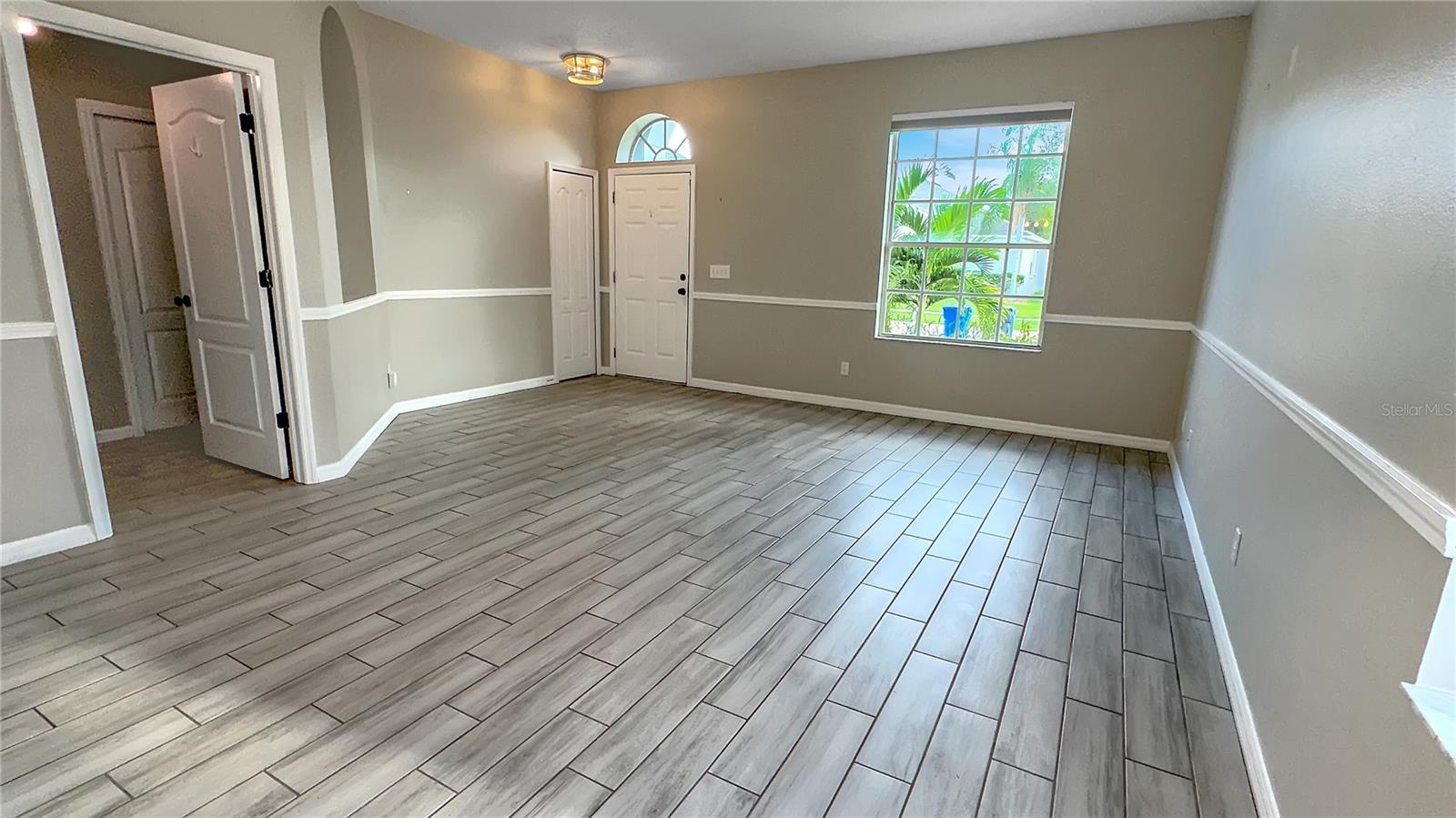 11438 VILLAGE BROOK DR