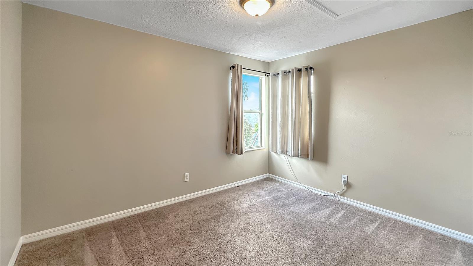 11438 VILLAGE BROOK DR