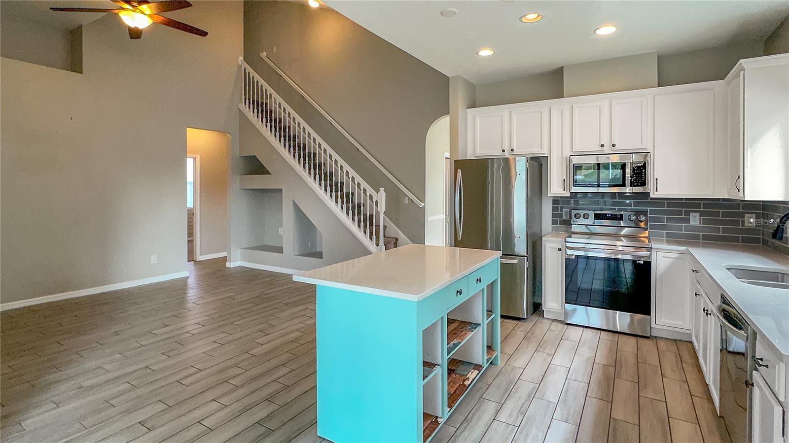 11438 VILLAGE BROOK DR