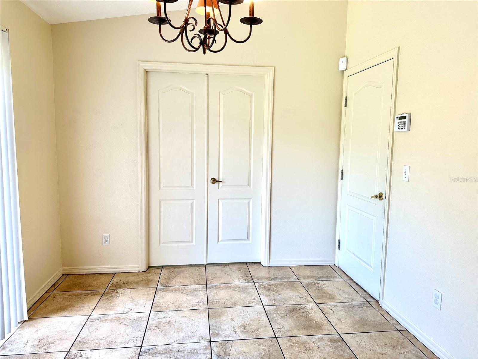 4416 RED COAT DR