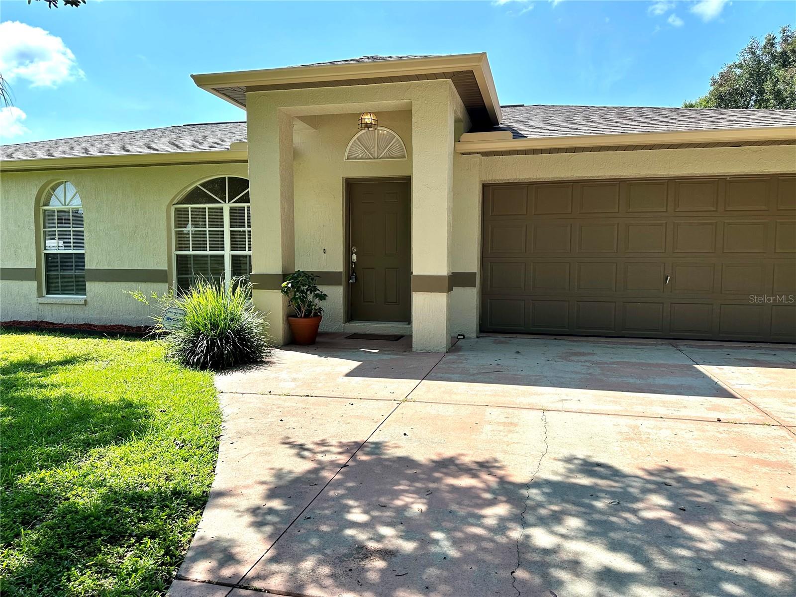 4416 RED COAT DR