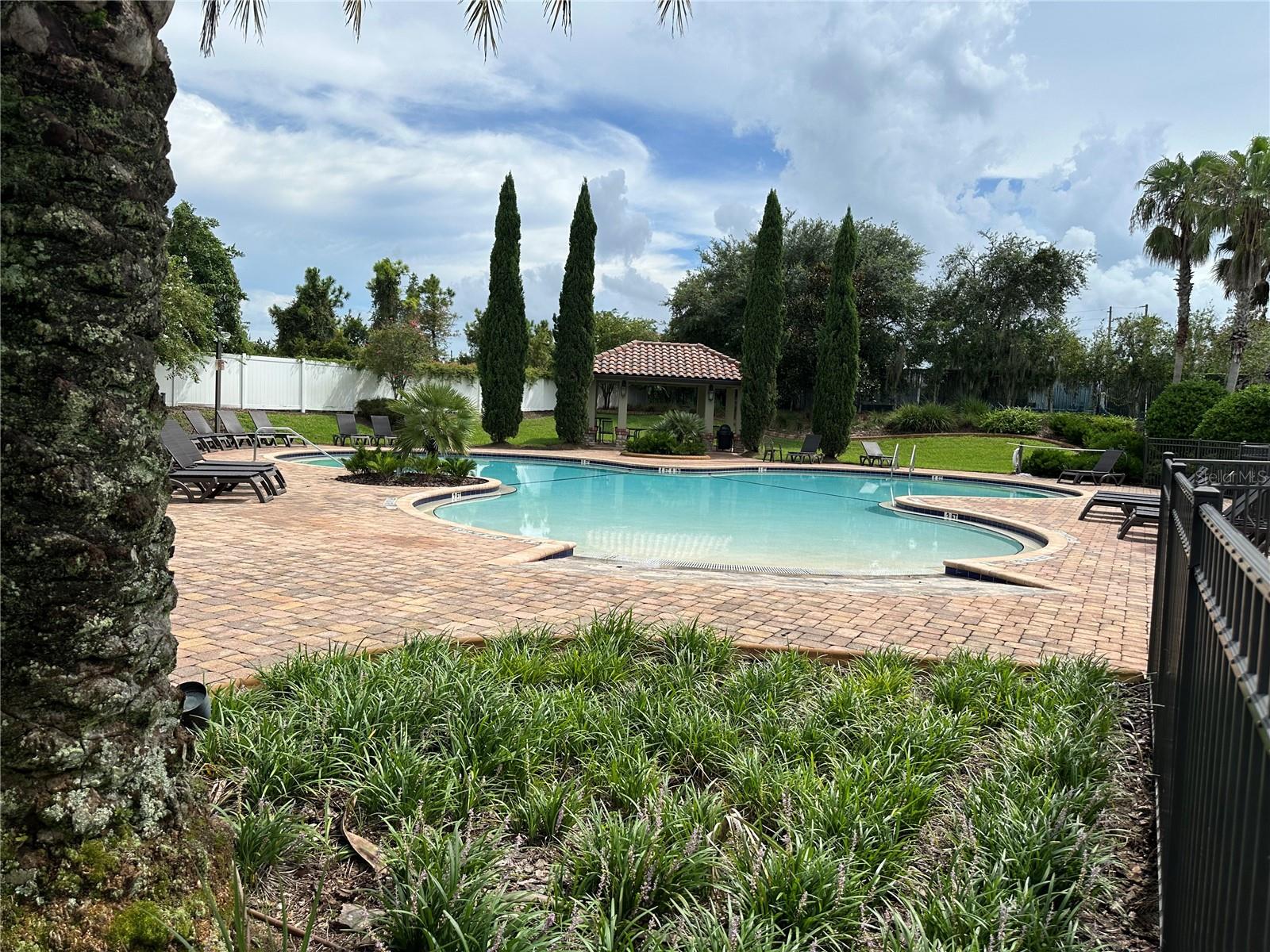 3074 CALVANO DR