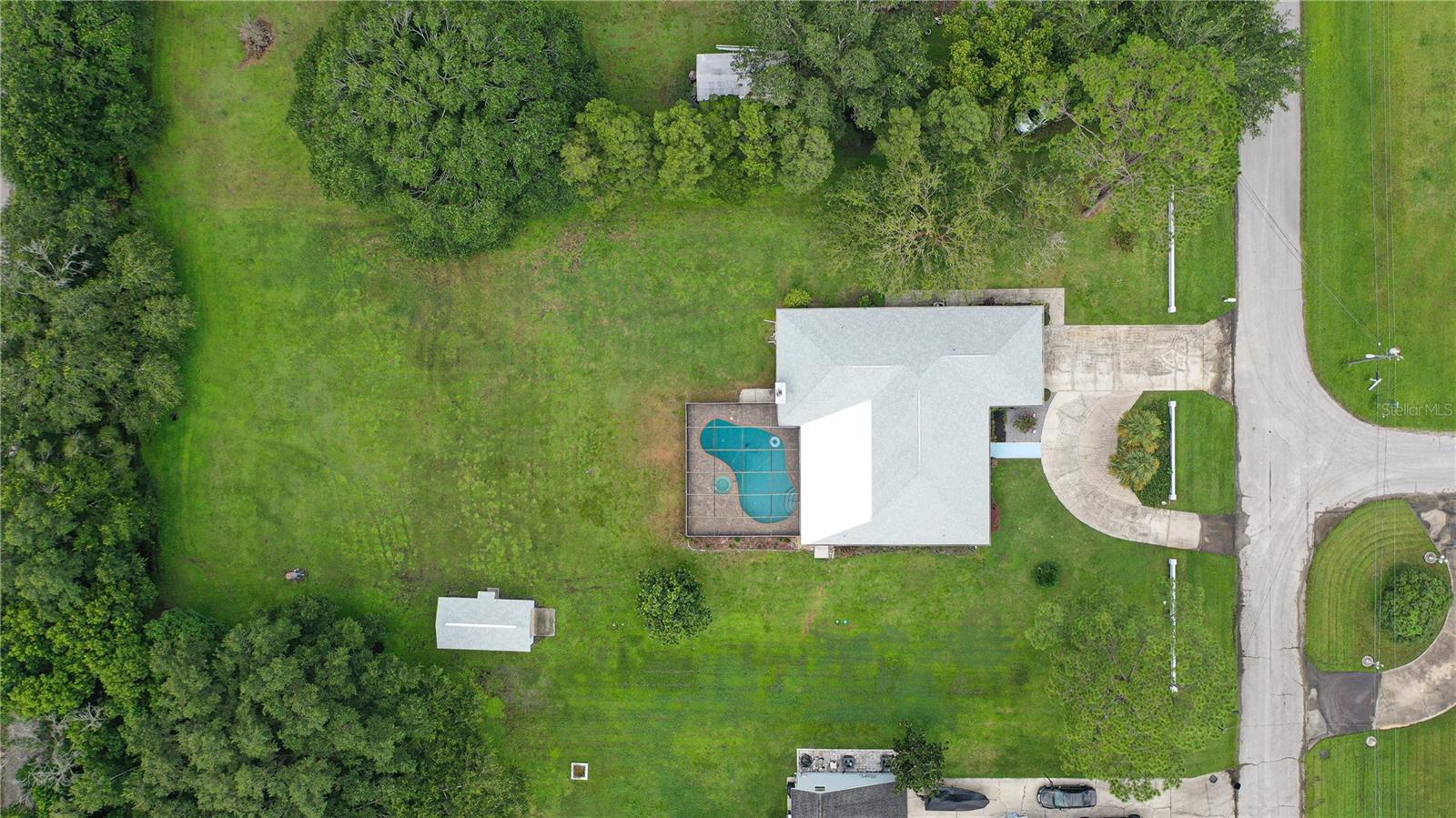 5802 MARIE DR