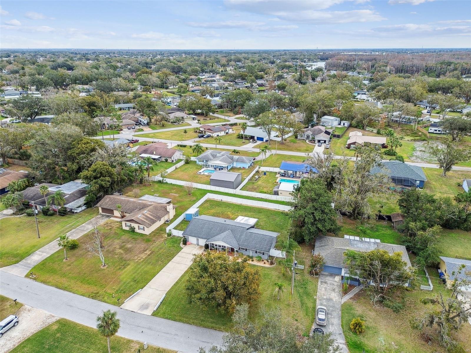 3400 LAKE PADGETT DR