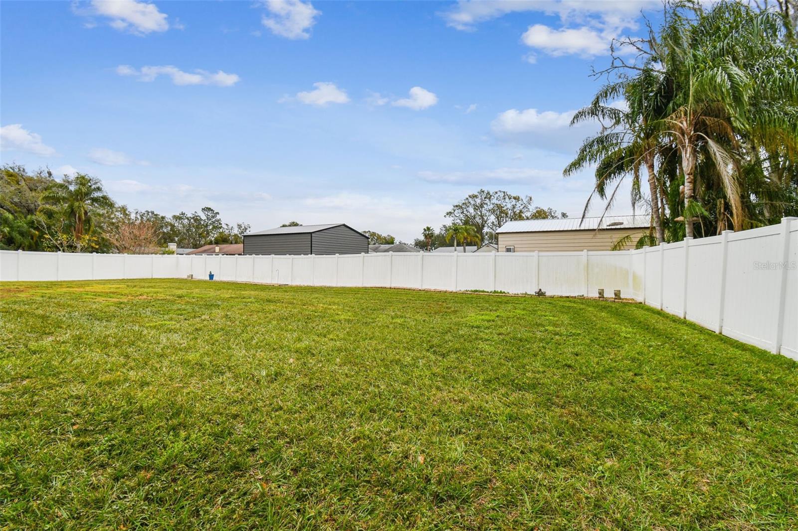3400 LAKE PADGETT DR