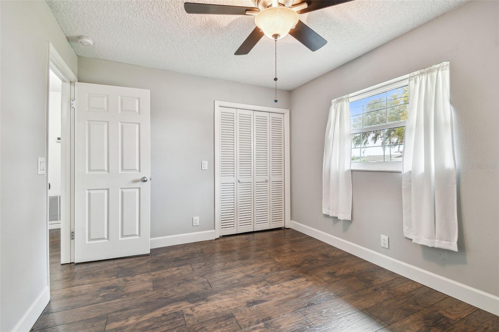 3400 LAKE PADGETT DR