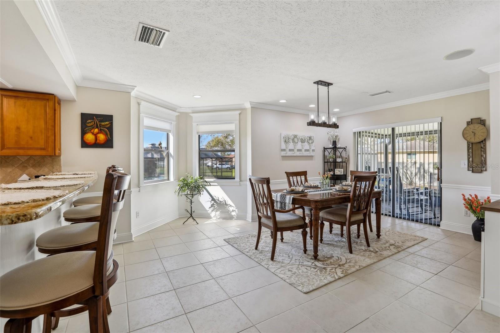 3807 LAKE JOYCE DR