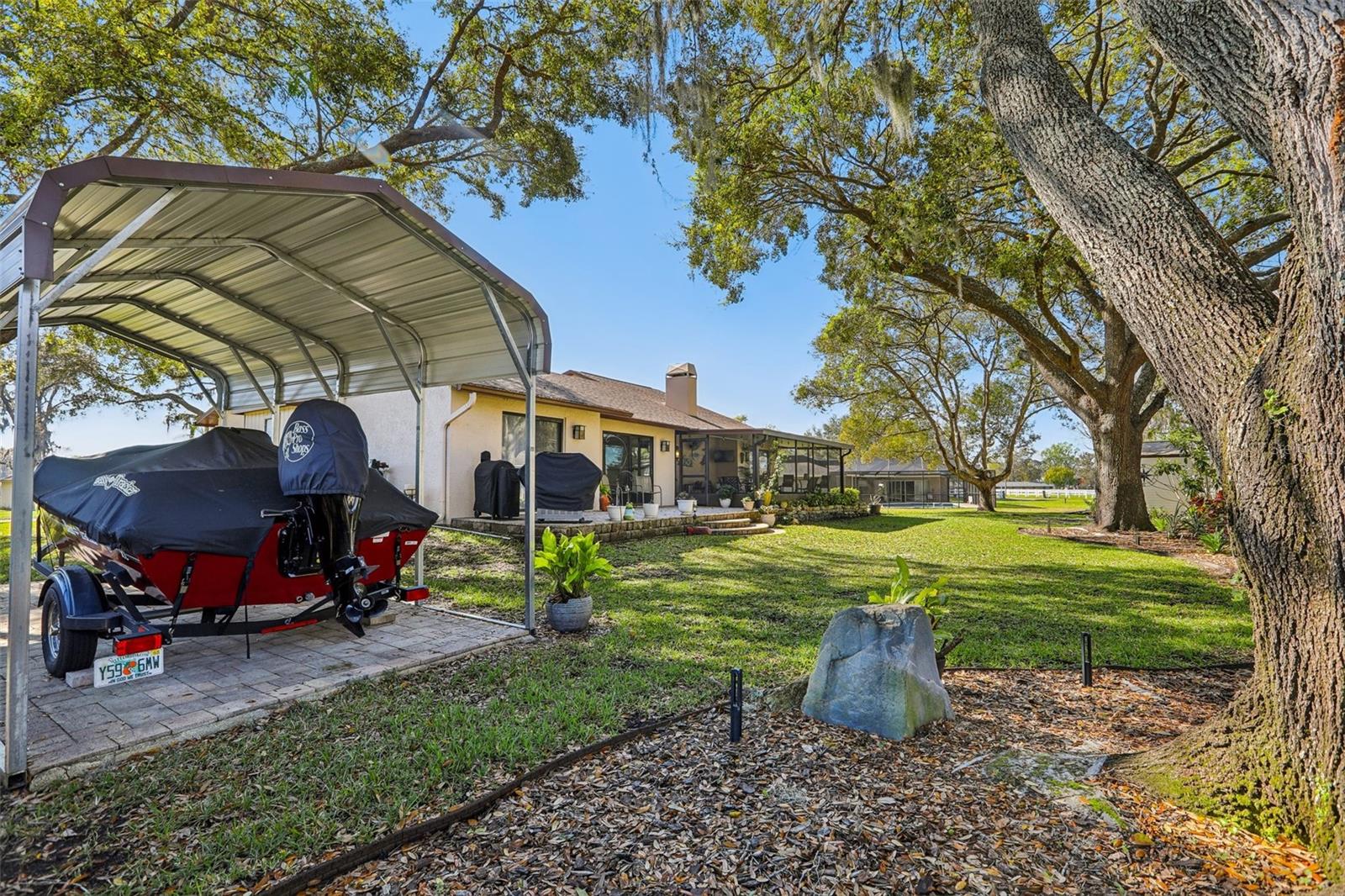 3807 LAKE JOYCE DR