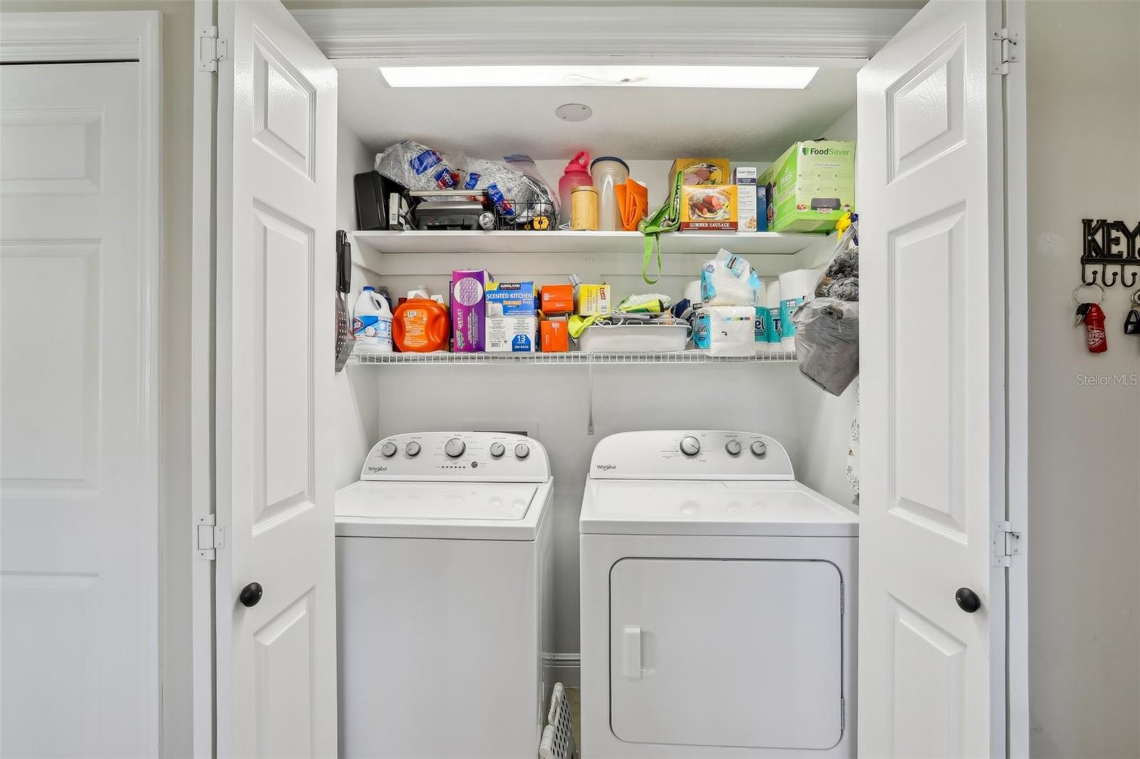 3807 LAKE JOYCE DR