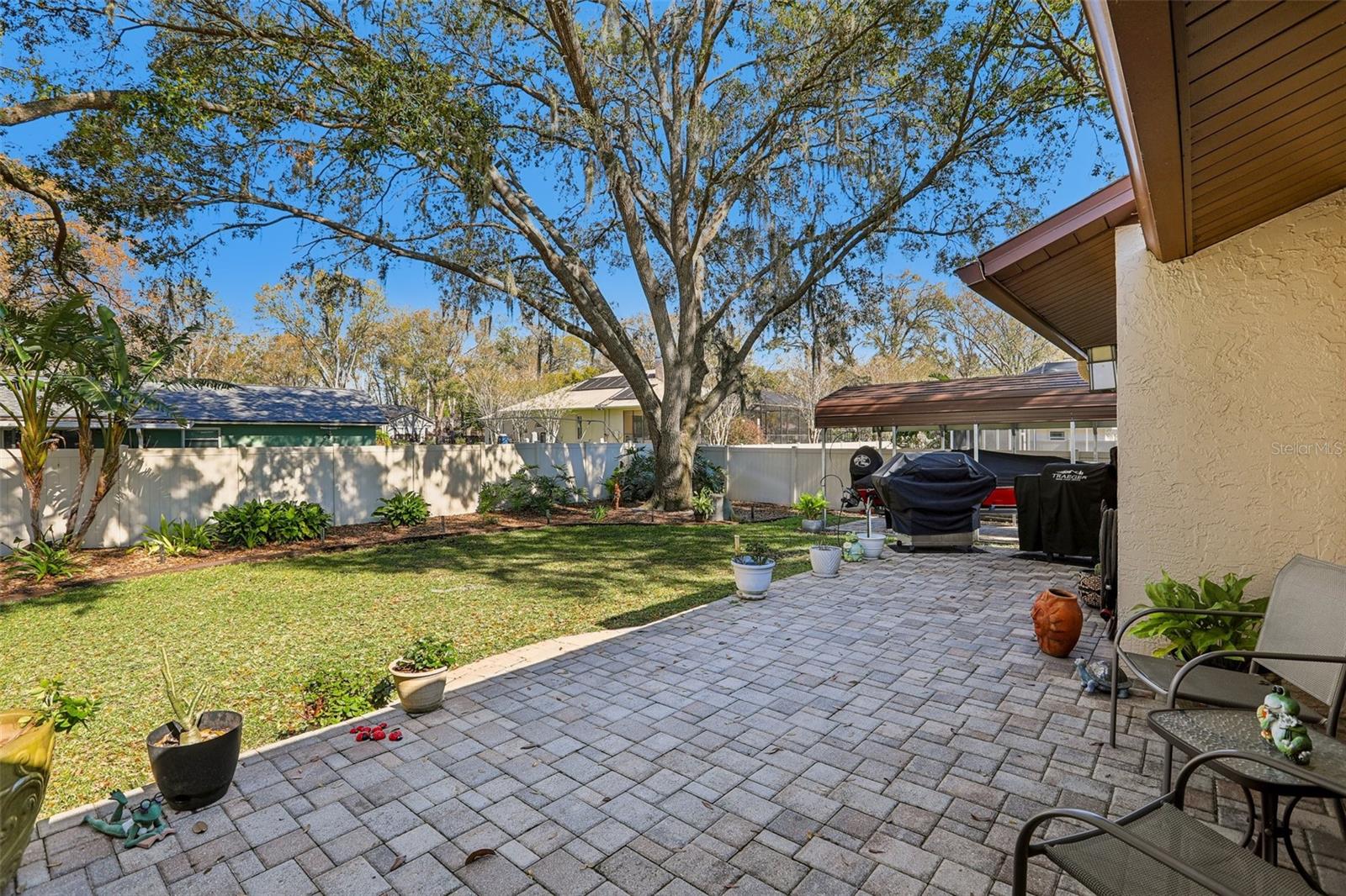 3807 LAKE JOYCE DR