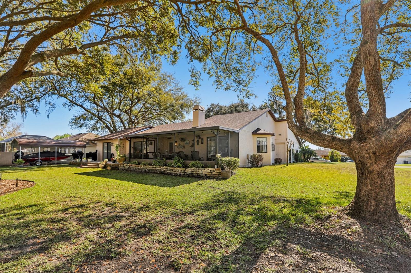 3807 LAKE JOYCE DR