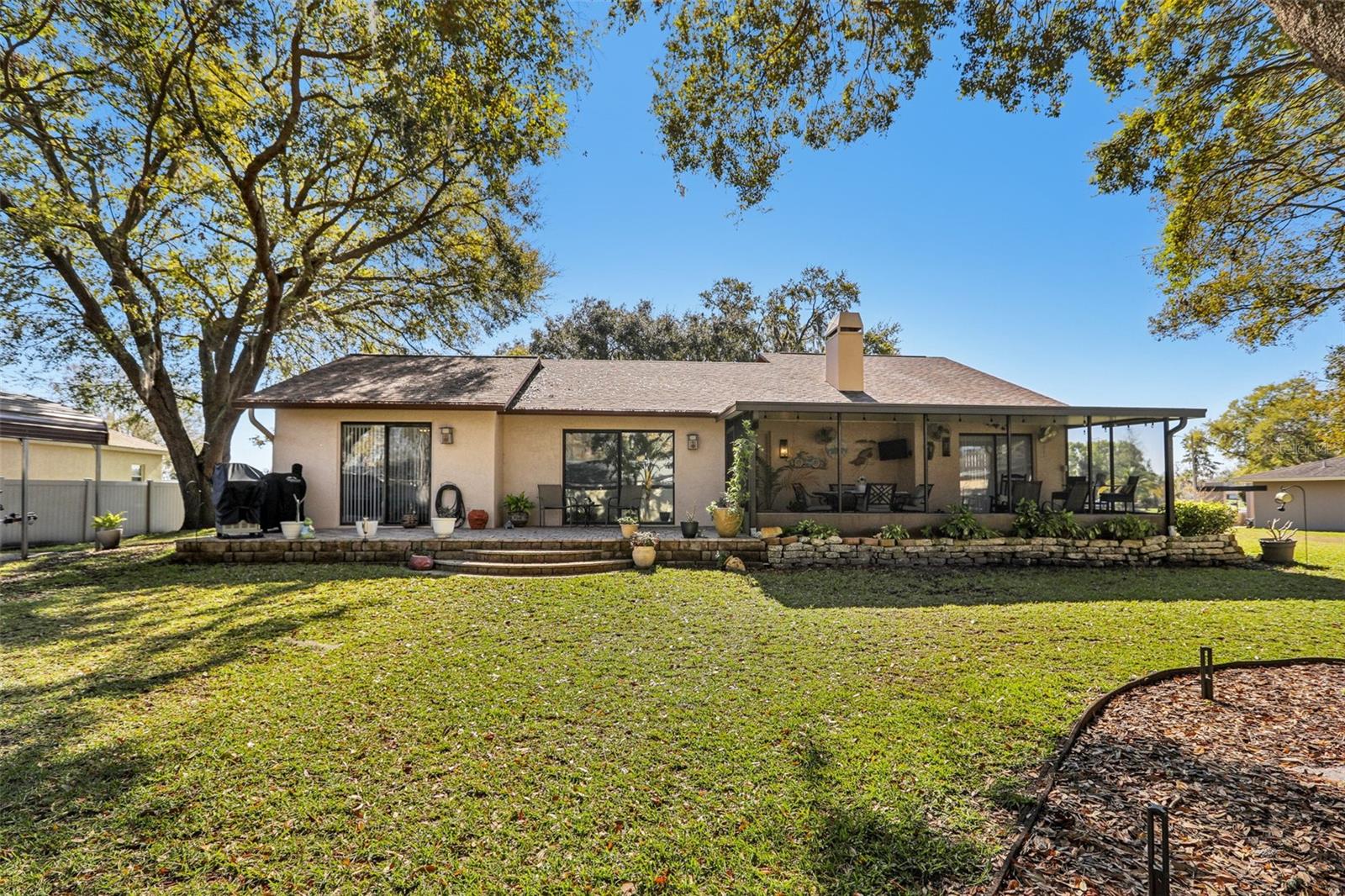 3807 LAKE JOYCE DR