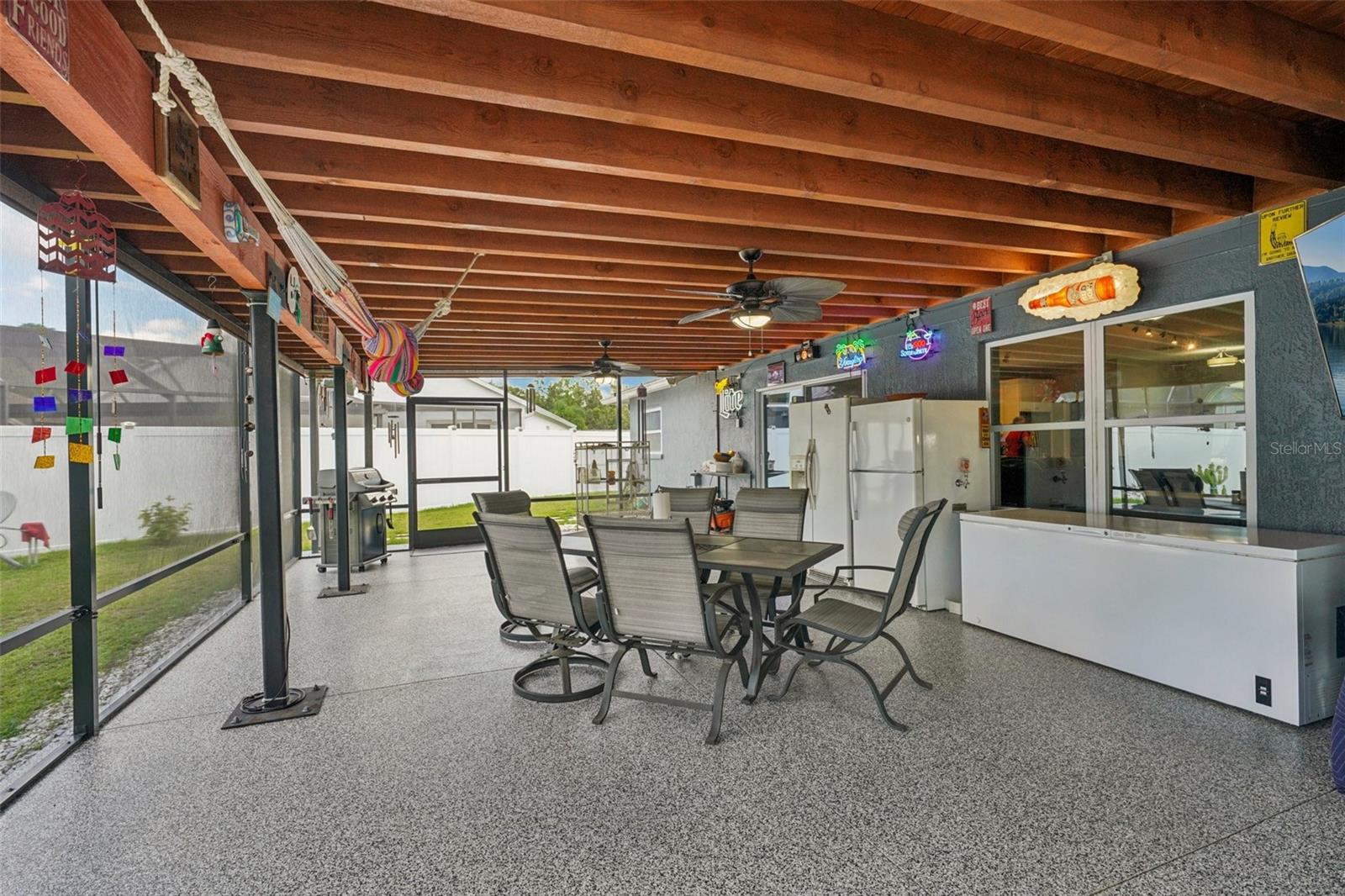 5425 EAGLE BLVD